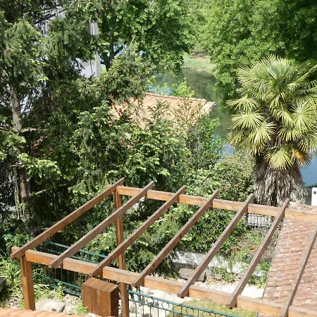 Casa Do Ribeirinho Farm stay *